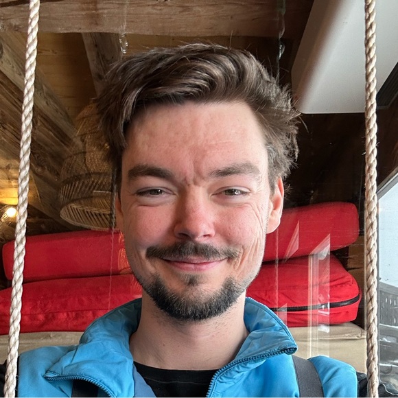 Meet your Posher, Grant - Picture 1 of 1